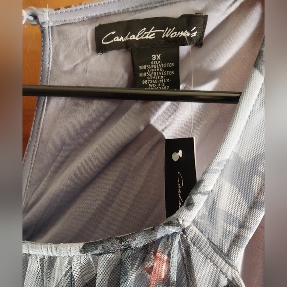 Woman's long dress - Picture 12 of 16